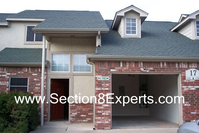Townhomes, Town Houses and Brand new apartments are waiting for you, we work with section 8 vouchers here in Austin and the surrounding areas.